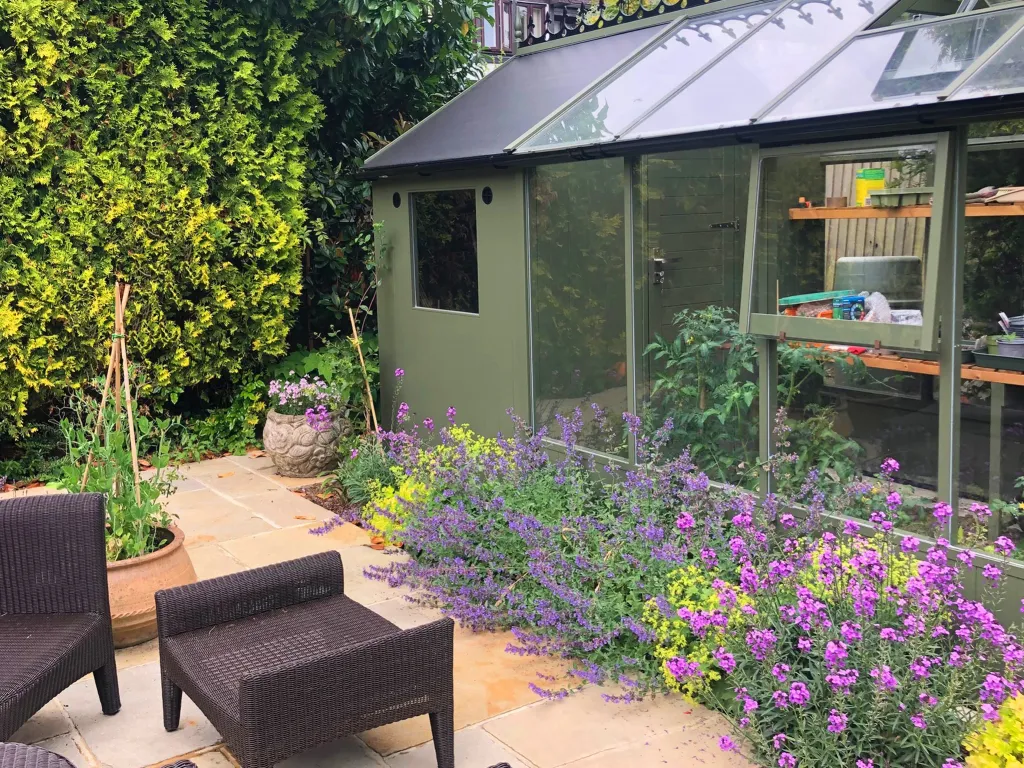 Garden design at Gresham Road, Oxted