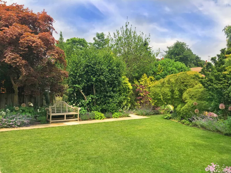 Garden design at Gresham Road, Oxted