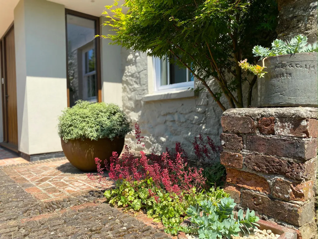 Garden design at Beadles Lane, Old Oxted