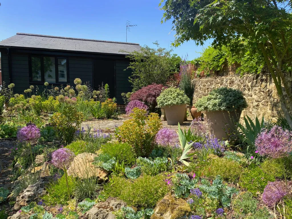 Garden design at Beadles Lane, Old Oxted