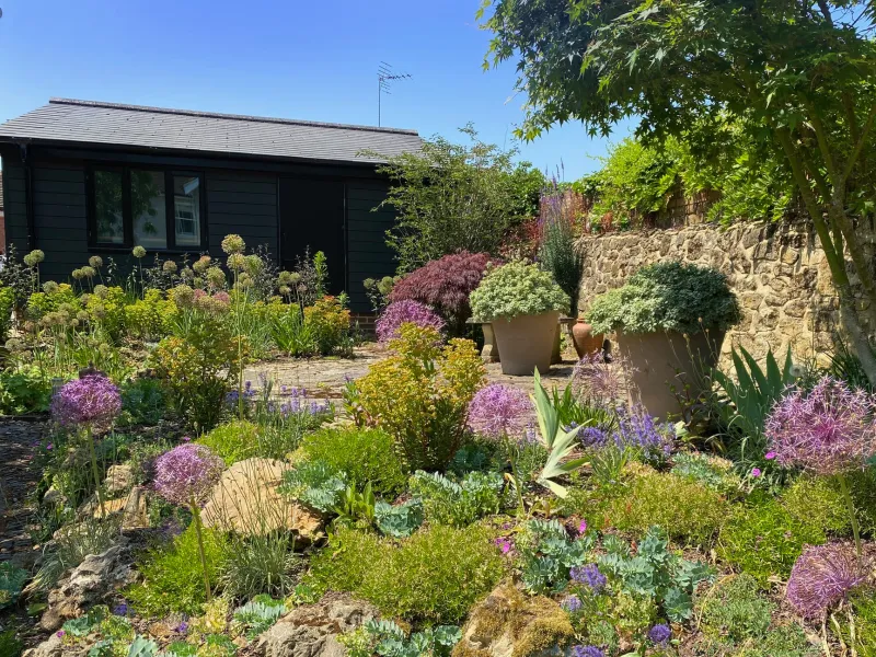 Garden design at Beadles Lane, Old Oxted
