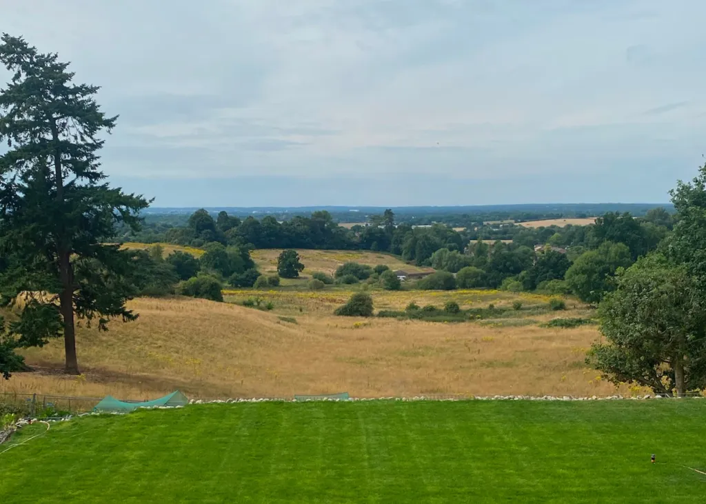 Garden design at Coopers Hill Road, Nutfield