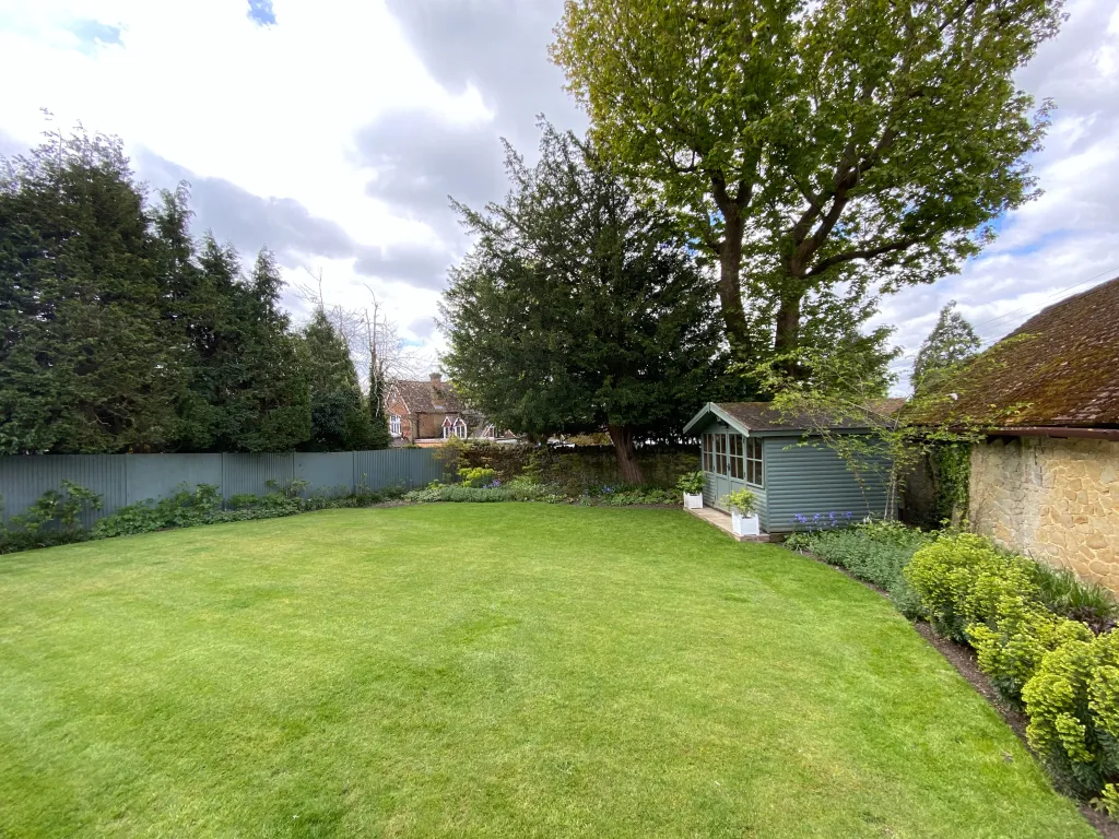 Garden design at Hookwood Park, Limpsfield