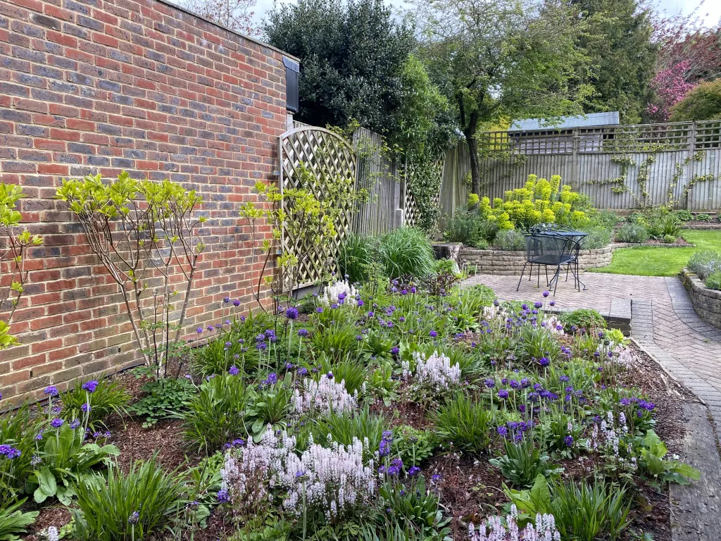 Garden design at Hookwood Park, Limpsfield