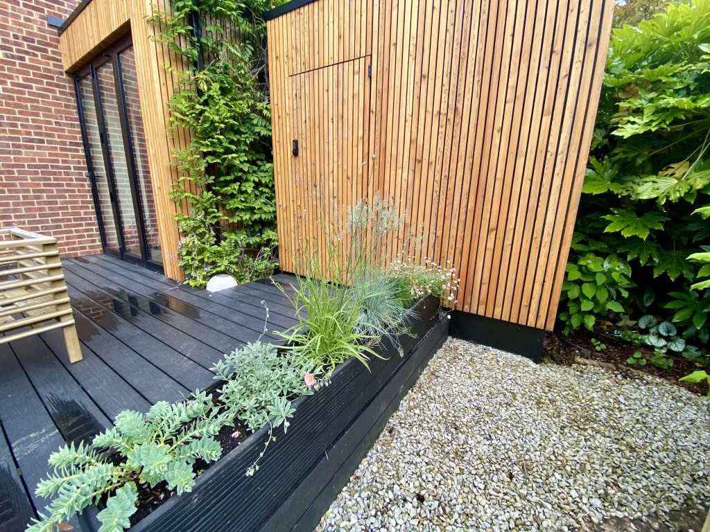 Garden design at Croydon Road II, Reigate