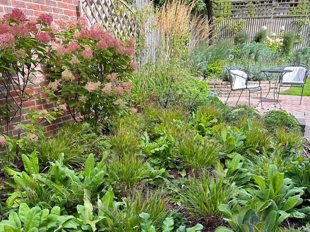 Garden design at Hookwood Park, Limpsfield