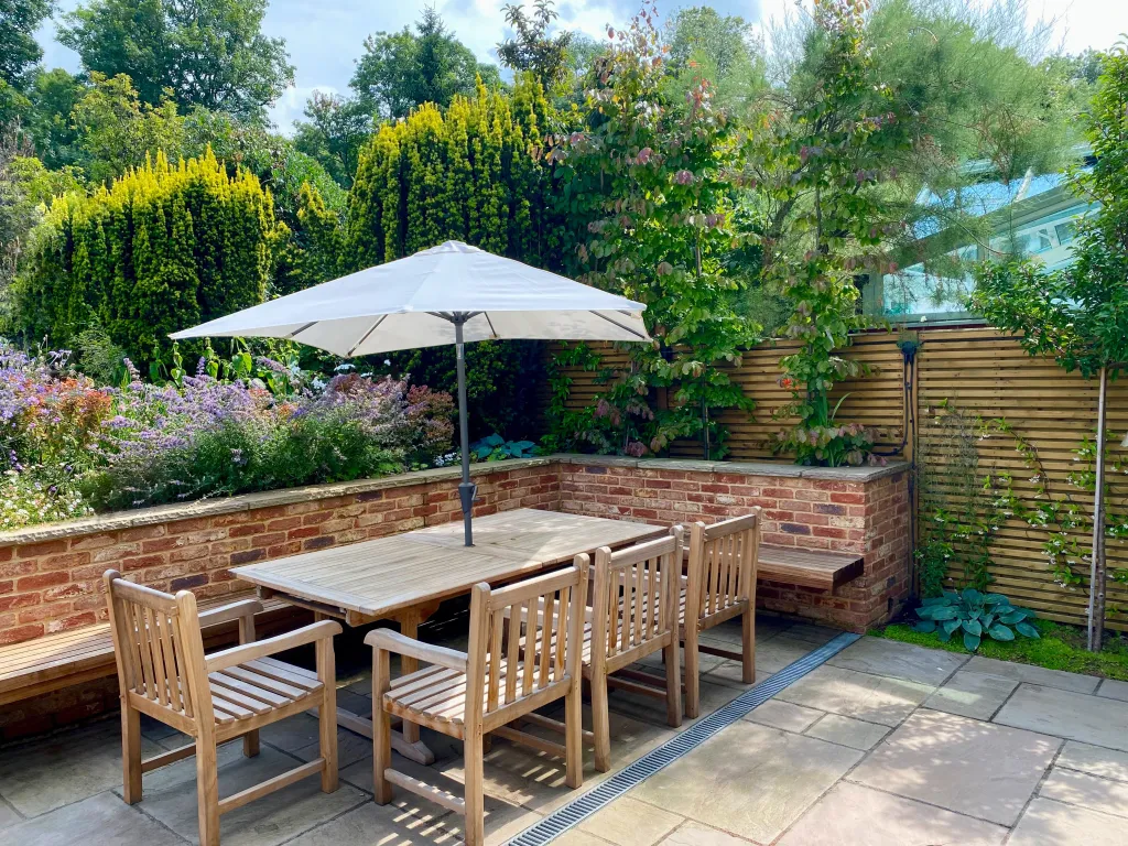 Garden design at Norfolk Avenue I, Sanderstead