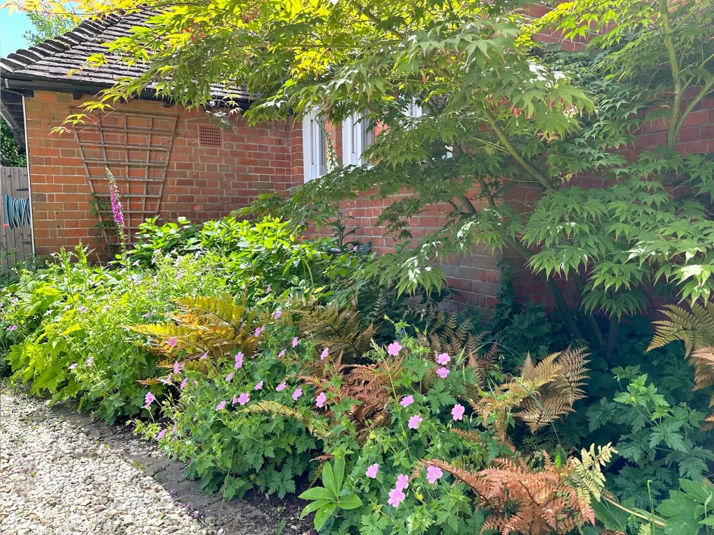 Garden design at Bluehouse Lane II, Oxted