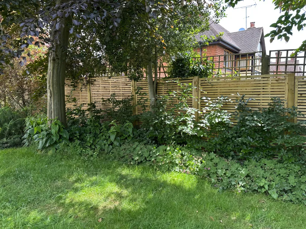 Garden design at Bluehouse Lane II, Oxted