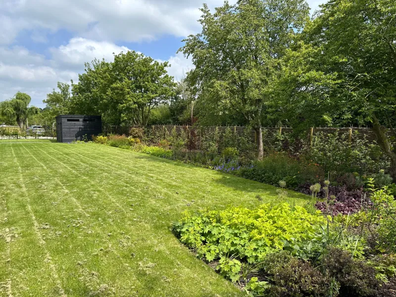 Garden design at Little Warley, Essex