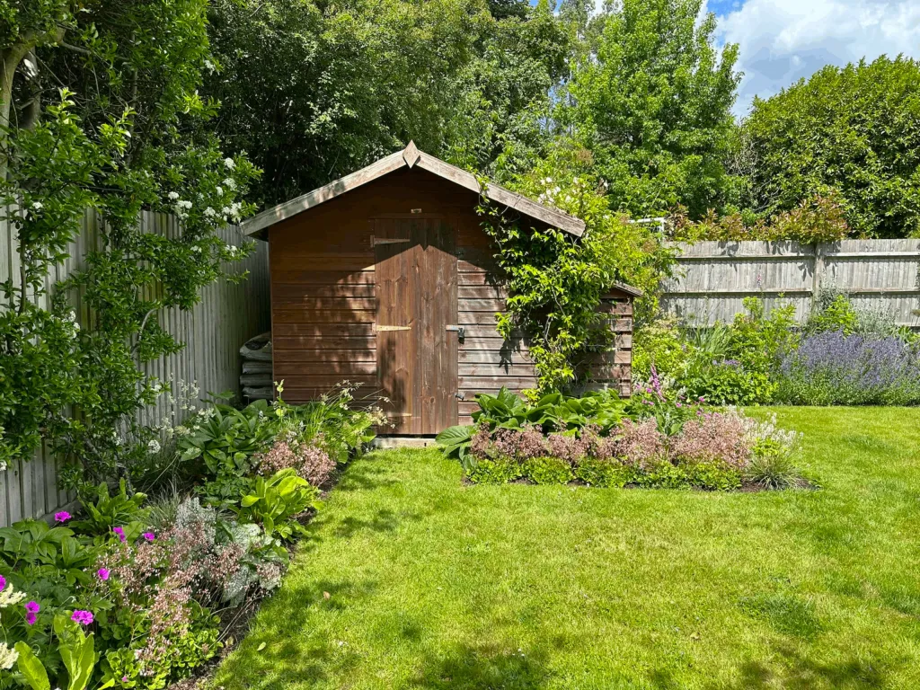 Garden design at Chichele Road, Oxted