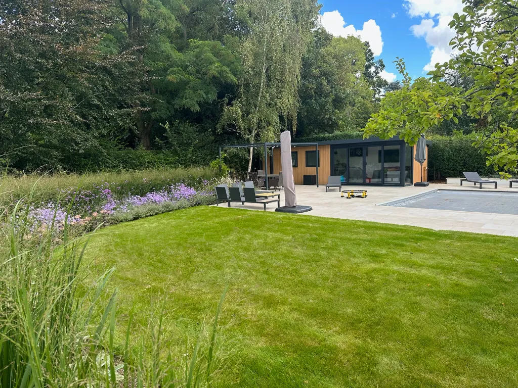 Garden design at Blackhall Lane, Sevenoaks