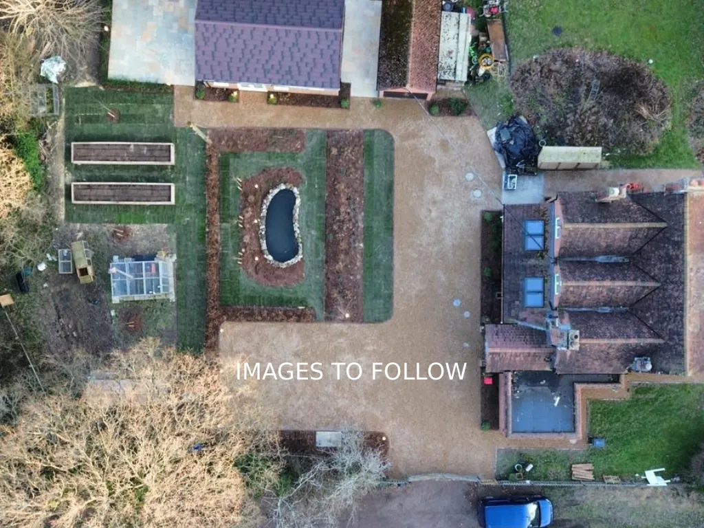Garden design at Ray Lane, Blindley Heath