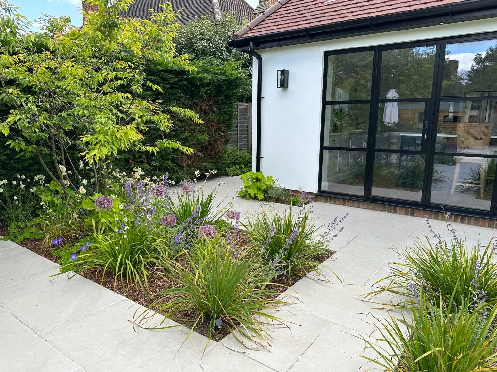 Garden design at Peter Avenue, Oxted